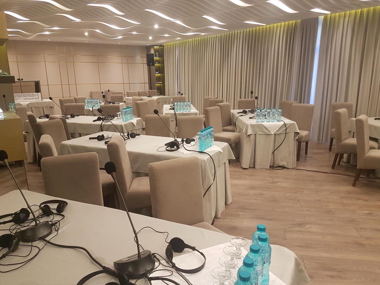 Fotografie de la un eveniment VicandisLux — echipament de conferință și traducere simultană (6/10)